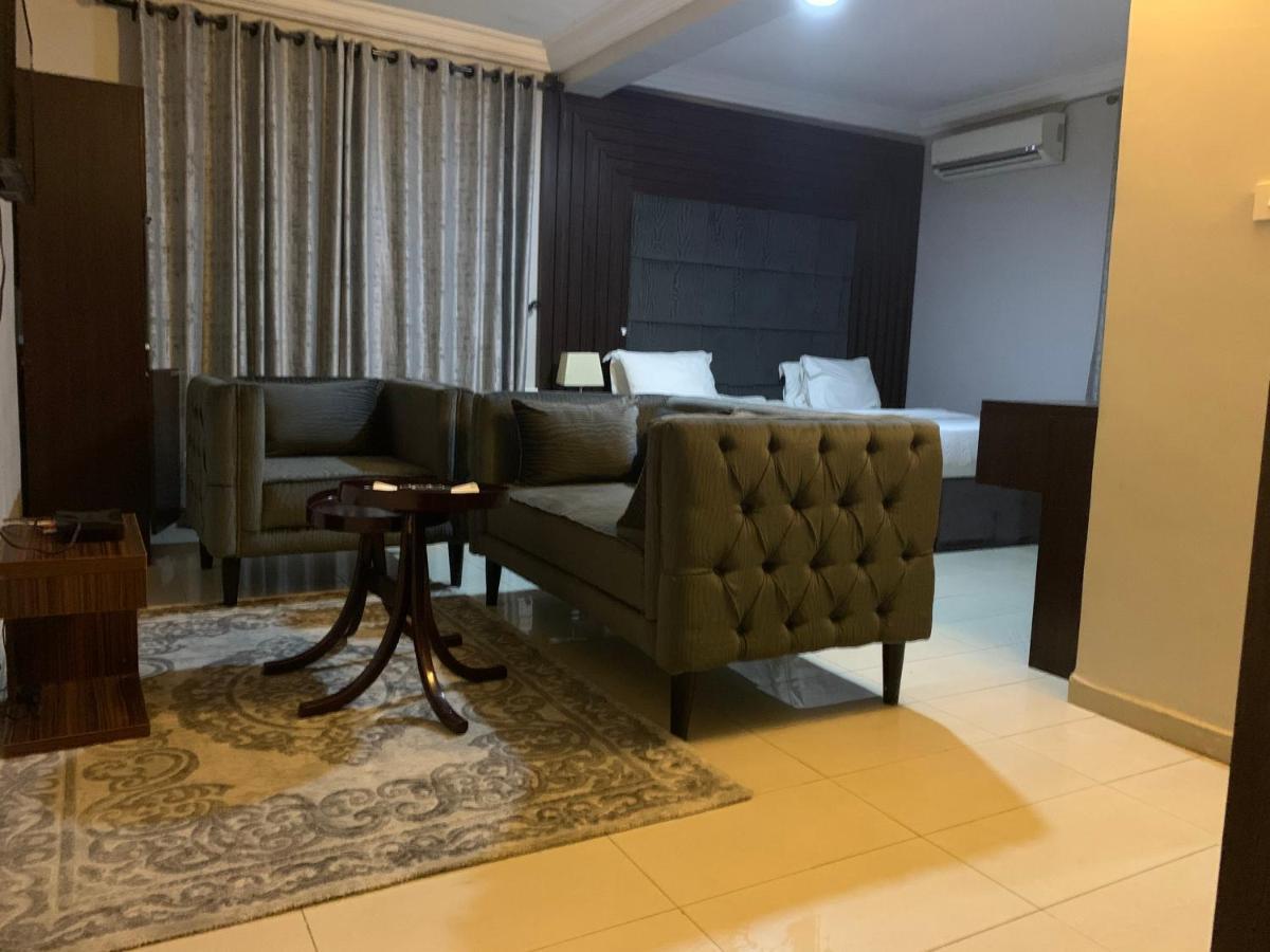 Nuzo Suites-Maitama, Abuja 阿布贾 外观 照片