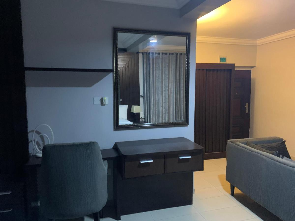 Nuzo Suites-Maitama, Abuja 阿布贾 外观 照片